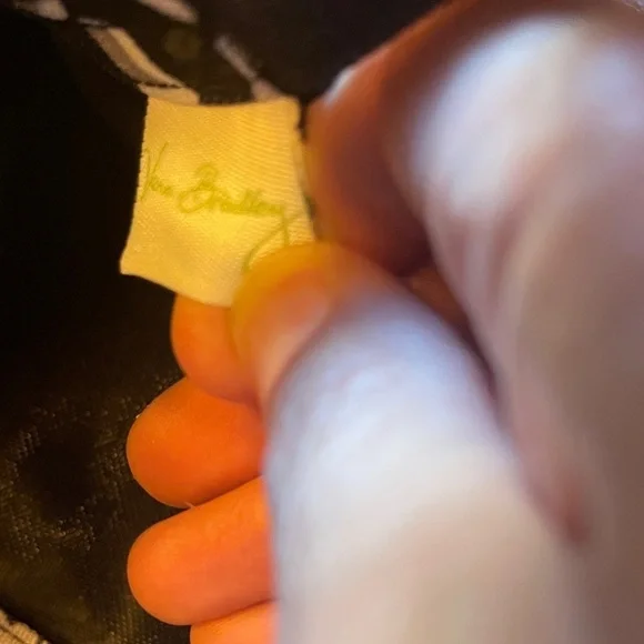 Vera Bradley Black and White Paisley Shower tote - Picture 4 of 7